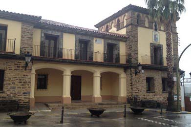 Rehabilitacion Ayuntamiento Guadalupe, Urbanización y Edificación